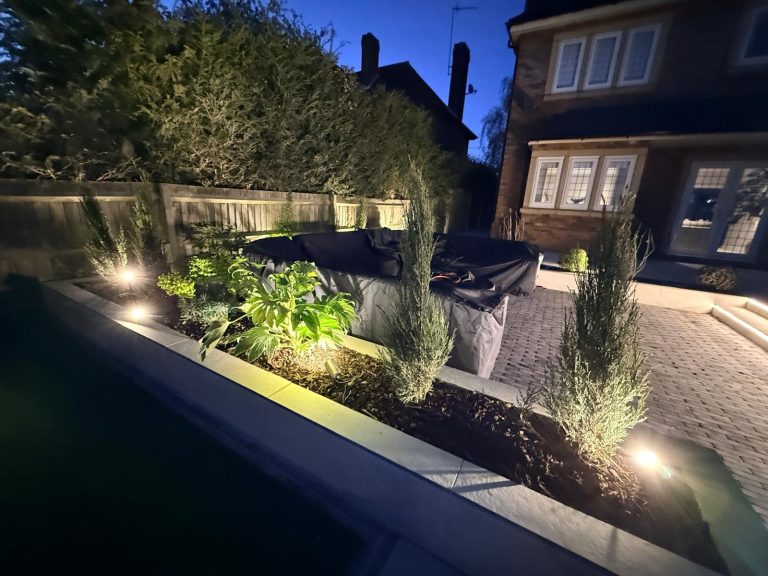 Garden makeover in Leicestershire – professionally landscaped outdoor space with block paving and planting