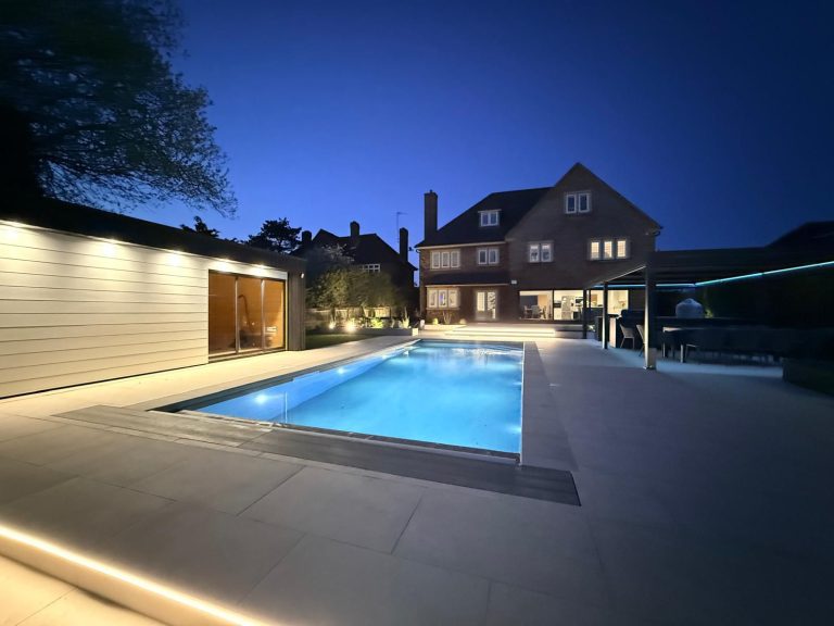 Bespoke garden design in Leicestershire – completed outdoor living space with professionally laid paved patio